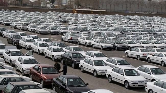 وزیر صنعت با عرضه تمامی محصولات خودرو در بورس مخالف است