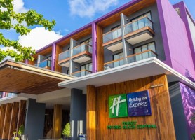 هتل هالیدی این اکسپرس پوکت