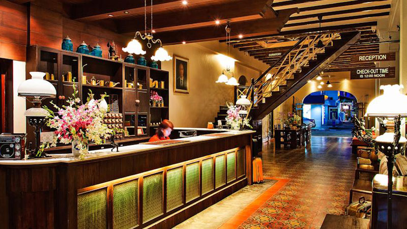 The Memory at On On Hostel هتل مموری در تور پوکت